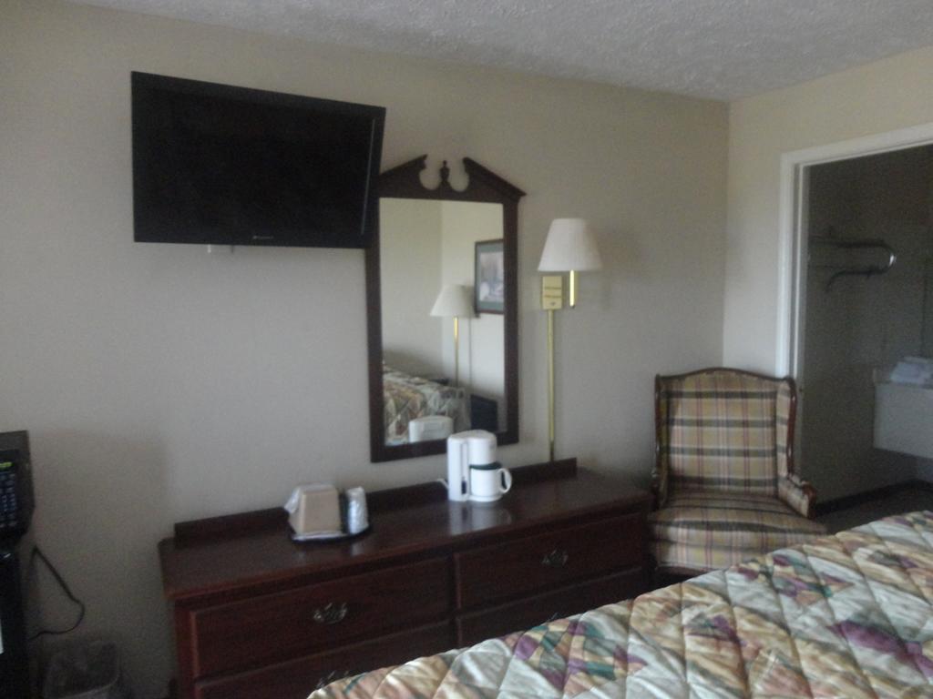 Royal Inn & Suites Tunica Room photo