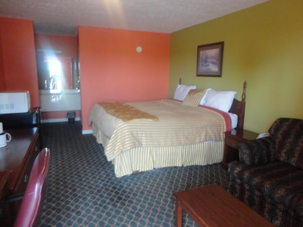 Royal Inn & Suites Tunica Room photo